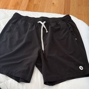Vuori Black Men's Shorts